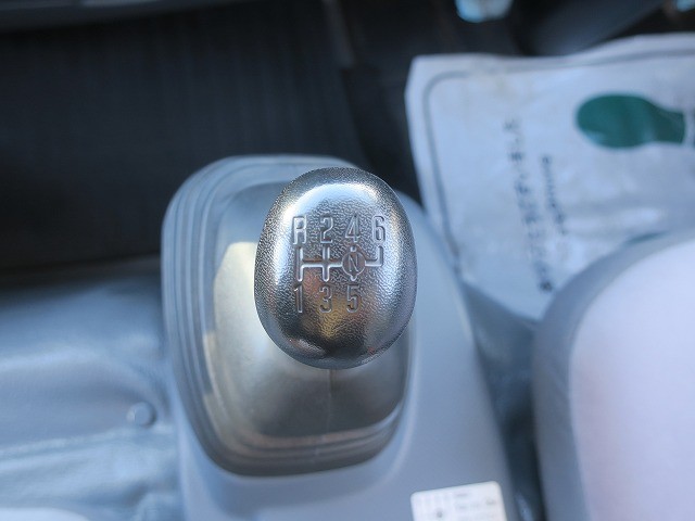 中古トラック いすゞ エルフ 3t冷凍バン