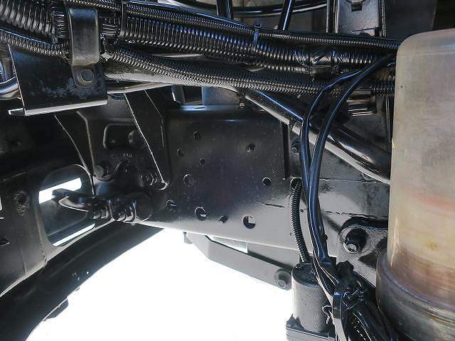 中古トラック UDトラックスコンクリートミキサー車 ＃13