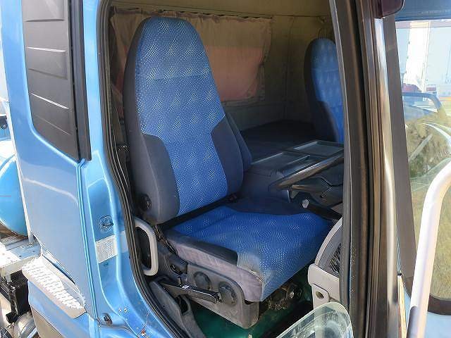 中古トラック UDトラックスコンクリートミキサー車 ＃16