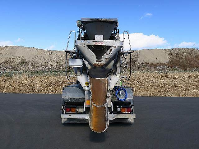 中古トラック UDトラックスコンクリートミキサー車 ＃5