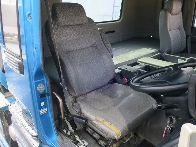 中古トラック いすゞコンクリートミキサー車 #16