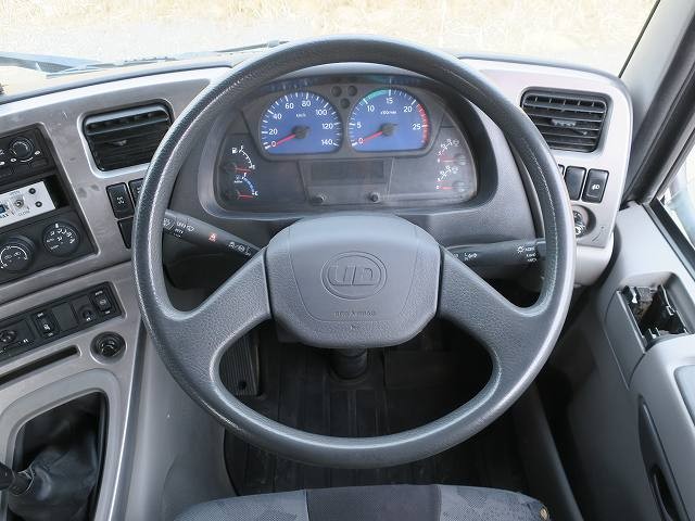 中古トラック UDトラックスコンクリートミキサー車 ＃18