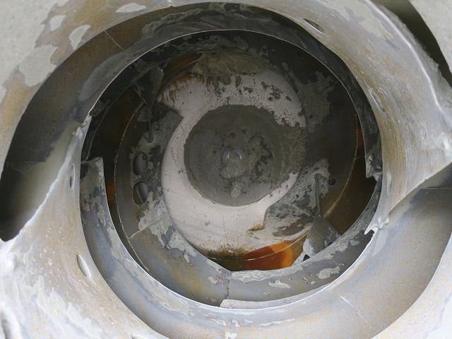 中古トラック UDトラックスコンクリートミキサー車 ＃7