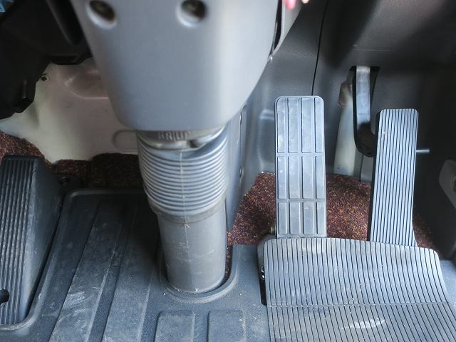 中古トラック UDトラックス平ボディアルミブロック ＃21