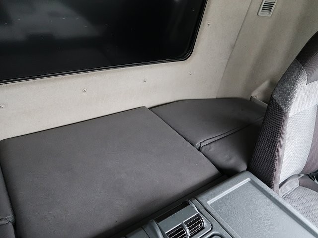 中古トラック 三菱ふそう平ボディアルミブロック #23