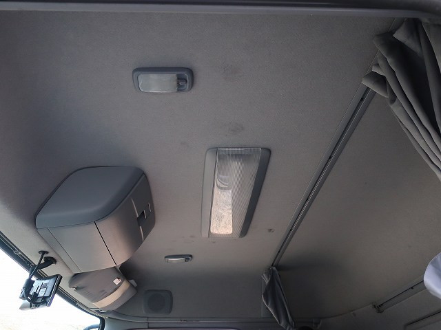 中古トラック UDトラックスアルミウィング ＃24