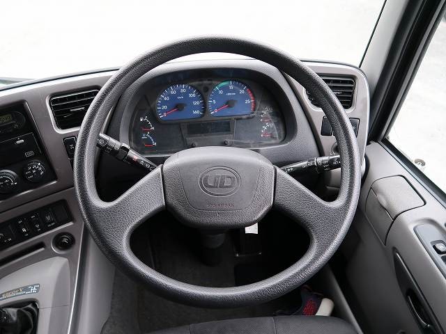 中古トラック UDトラックスアルミウィング #15