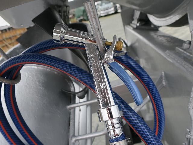 中古トラック 日野コンクリートミキサー車 #9
