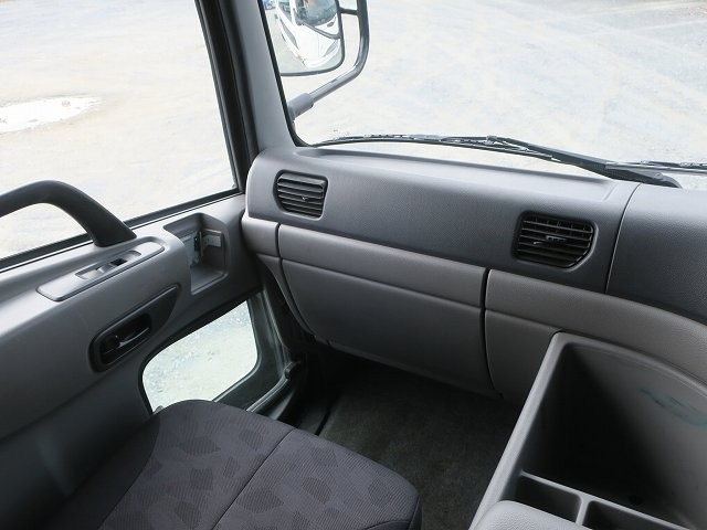 中古トラック UDトラックストラクタヘッド ＃15