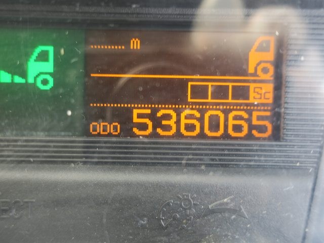 中古トラック UDトラックストラクタヘッド ＃17