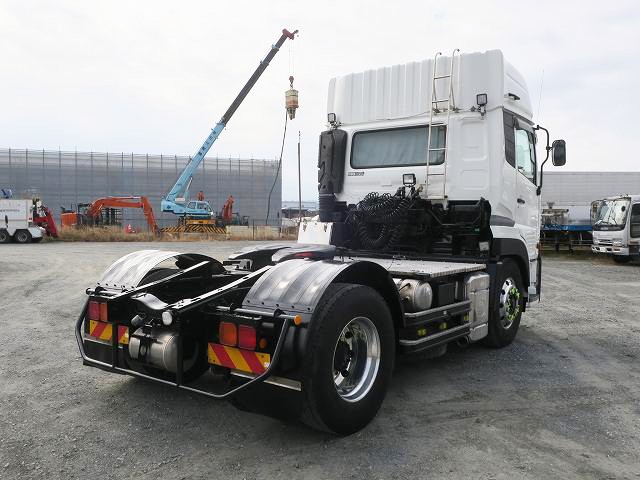 中古トラック UDトラックストラクタヘッド ＃3