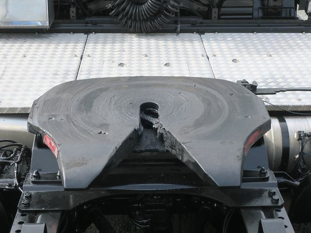 中古トラック UDトラックストラクタヘッド ＃6