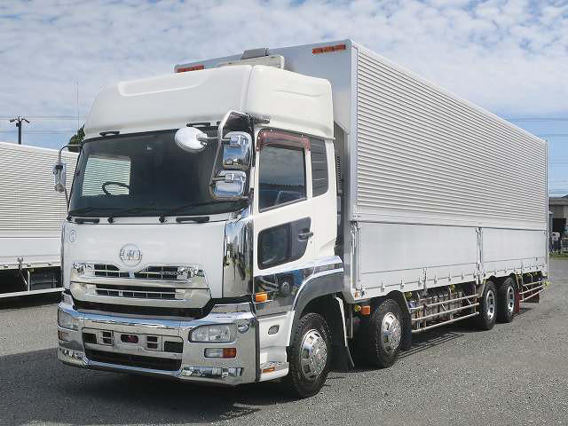 最新入庫情報】平成23年式 UDトラックス クオン 大型アルミウィング