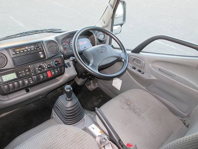 中古トラック 日野冷凍バン ＃14