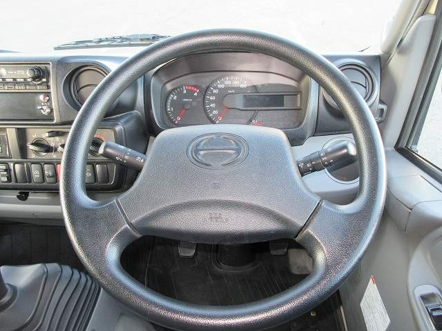 中古トラック 日野冷凍バン #15