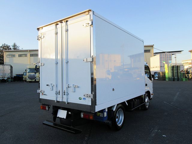 中古トラック 日野冷凍バン ＃4