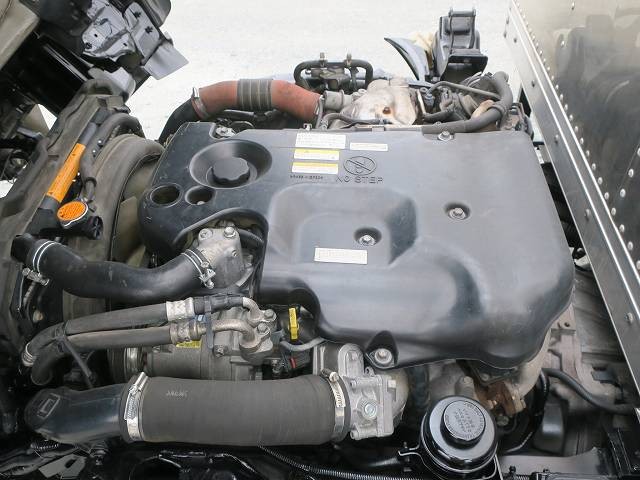 中古トラック いすゞアルミバン ＃9