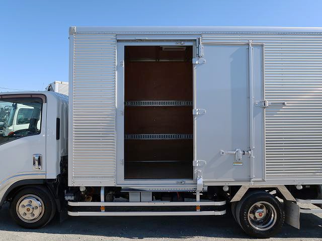 中古トラック いすゞアルミバン ＃7
