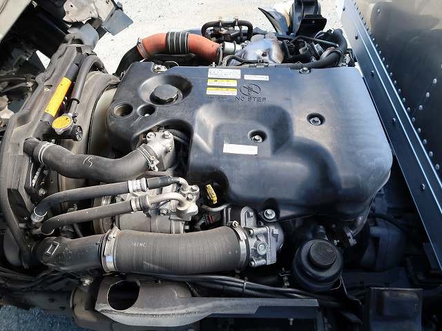 中古トラック いすゞアルミバン ＃9