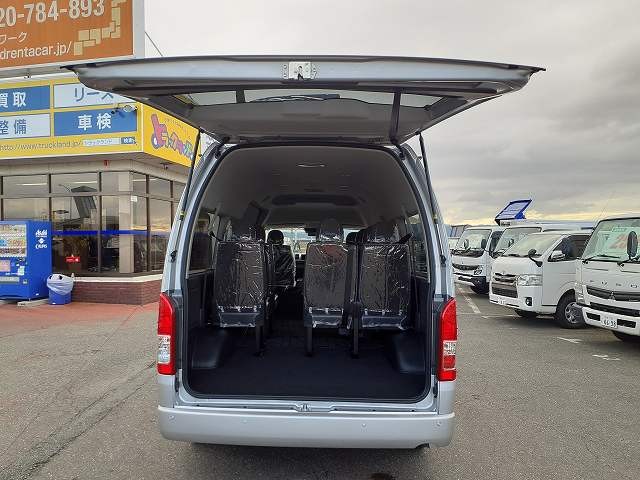 トヨタ ハイエース スーパーGL