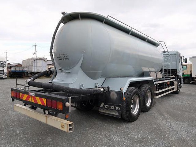中古トラック UDトラックス粉粒体運搬車 ＃3