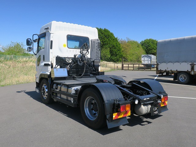 中古トラック いすゞトラクタヘッド ＃4