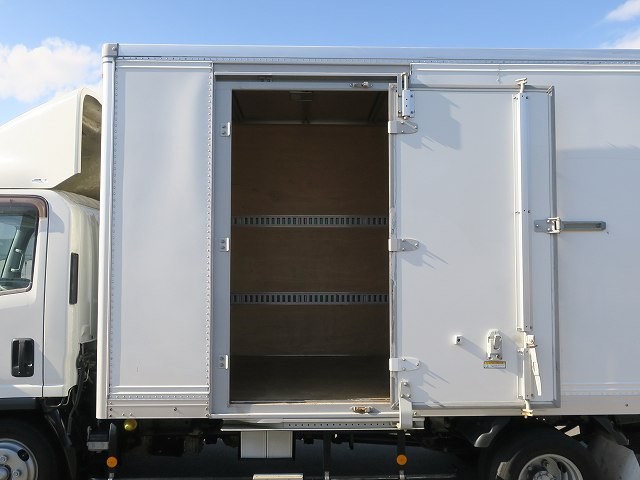 中古トラック いすゞアルミバン ＃7