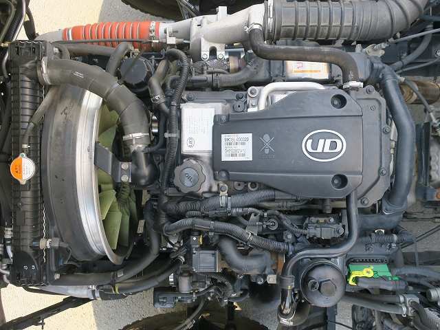 中古トラック UDトラックスアルミウィング #11