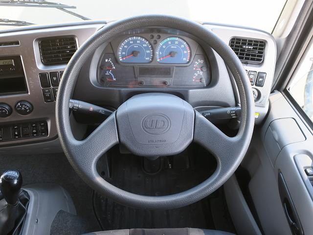 中古トラック UDトラックスアルミウィング ＃15