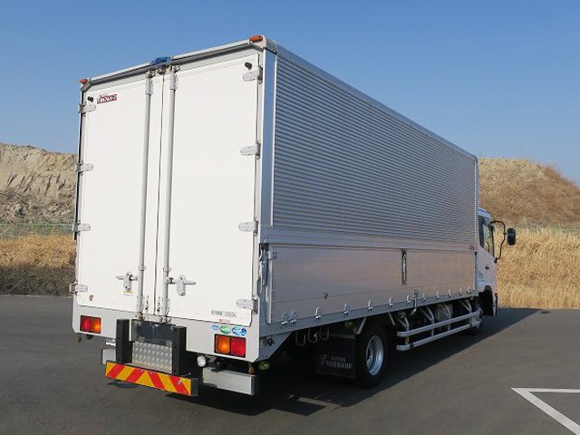 中古トラック UDトラックスアルミウィング ＃3