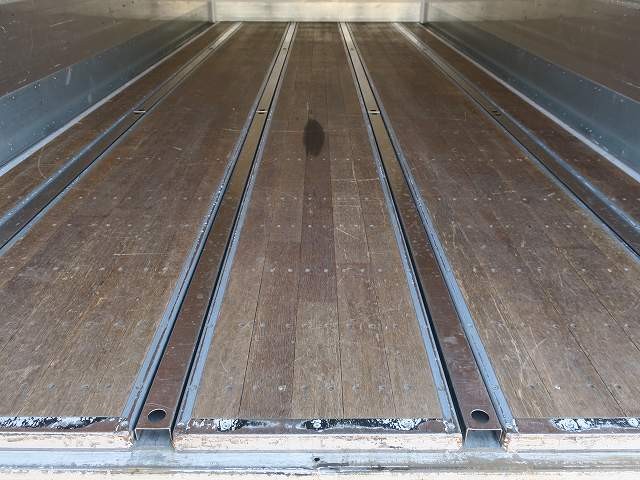 中古トラック UDトラックスアルミウィング ＃6