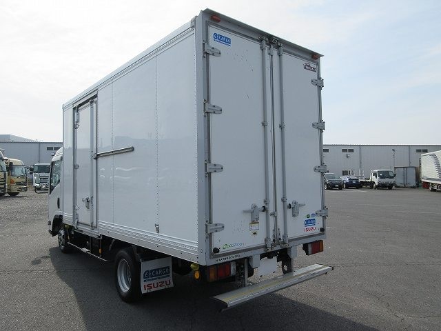 中古トラック いすゞアルミバン ＃4