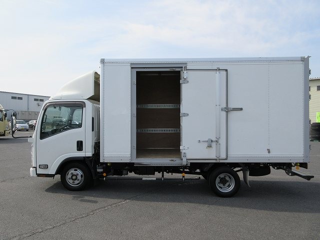 中古トラック いすゞアルミバン ＃7