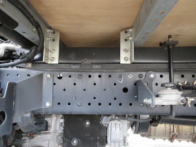 中古トラック いすゞアルミバン ＃8