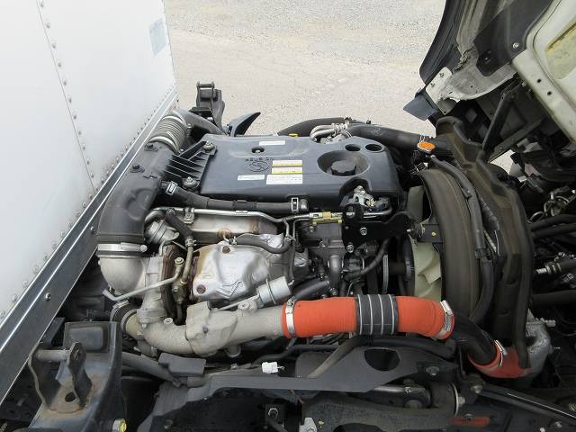 中古トラック いすゞアルミバン ＃9