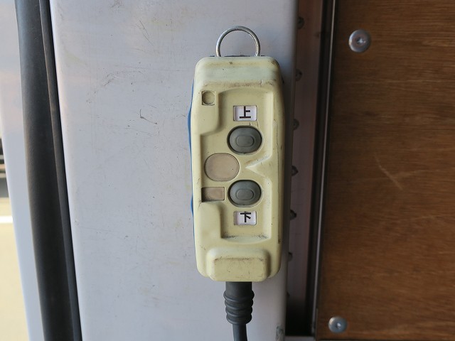 中古トラック いすゞアルミウィング ＃7