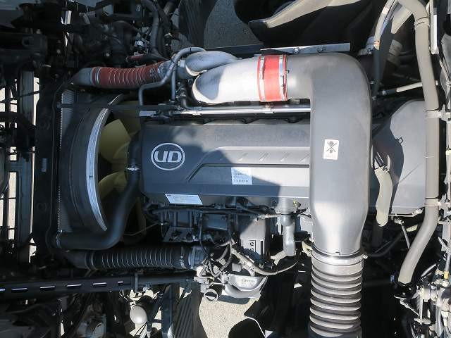 中古トラック UDトラックスアルミウィング #12