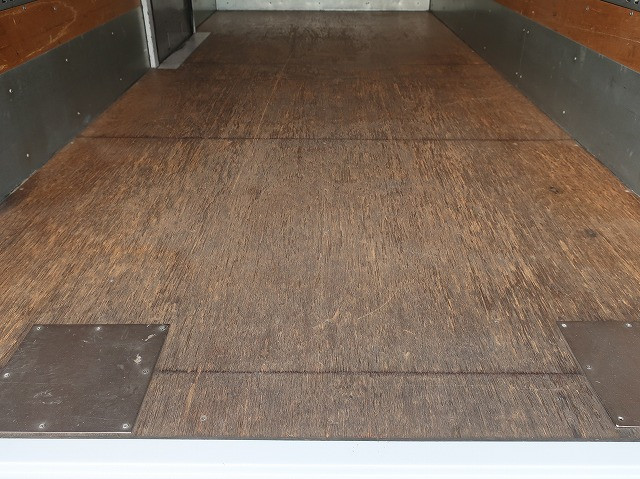 中古トラック 三菱ふそうアルミバン ＃6