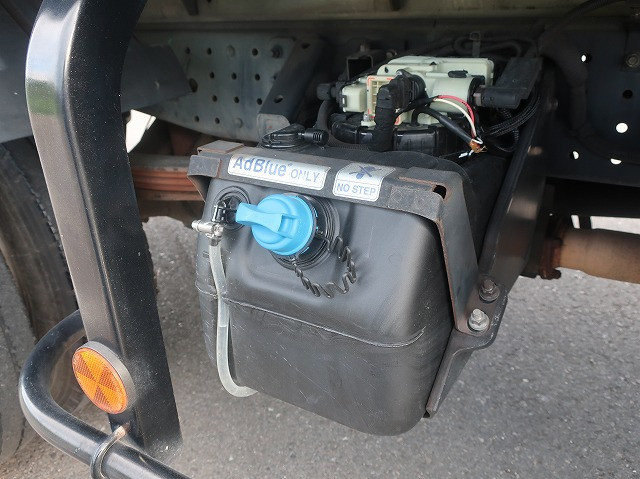 中古トラック 三菱ふそうアルミバン ＃8