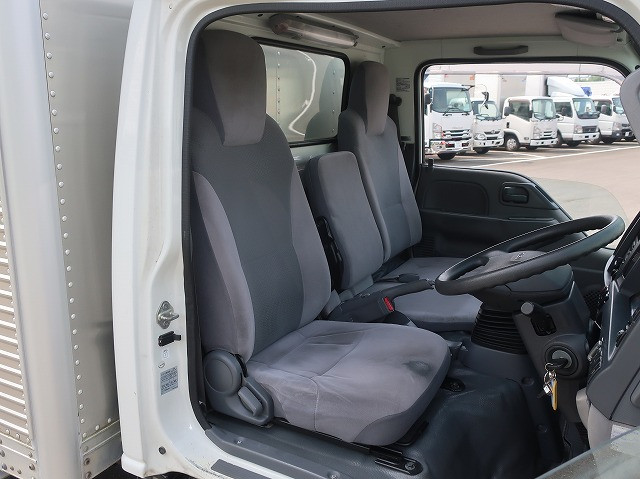 中古トラック いすゞアルミバン ＃10