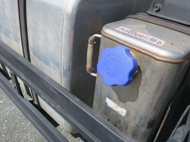 中古トラック UDトラックストラクタヘッド ＃11