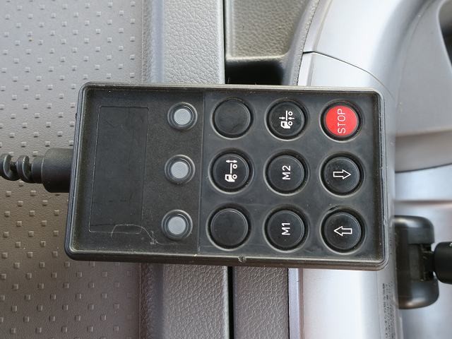 中古トラック UDトラックストラクタヘッド ＃19