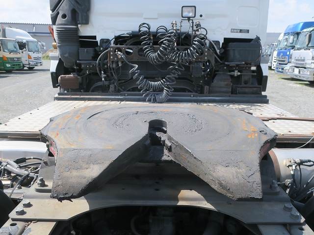 中古トラック UDトラックストラクタヘッド ＃6