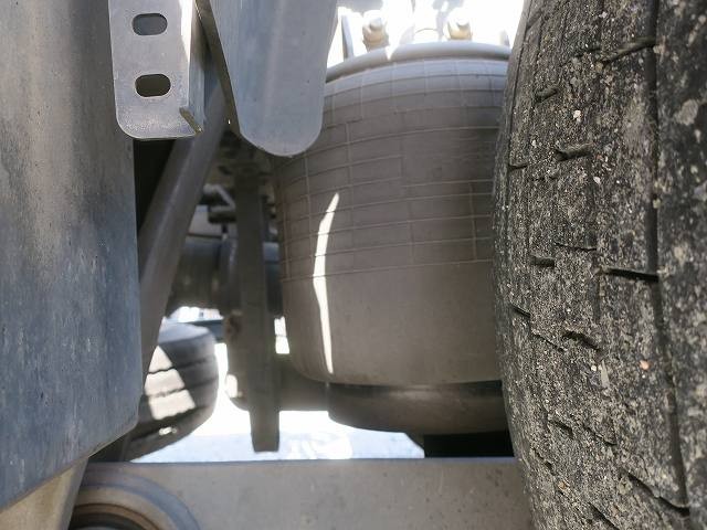 中古トラック UDトラックストラクタヘッド ＃10