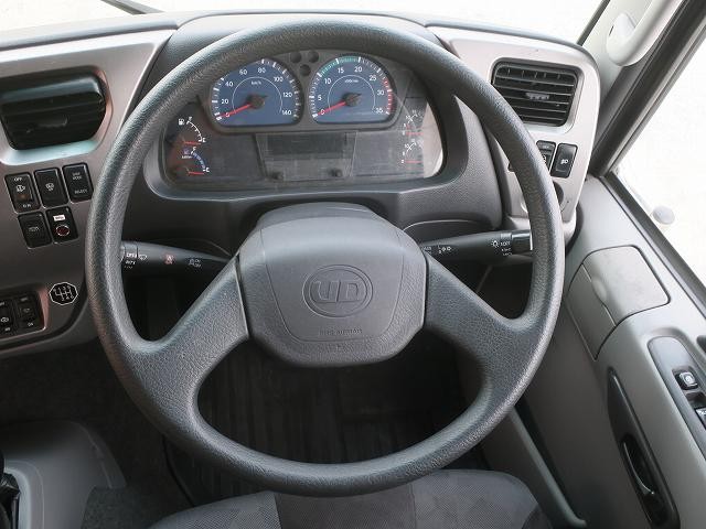 中古トラック UDトラックスアルミバン ＃17