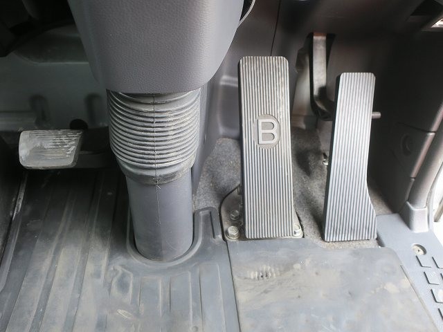 中古トラック UDトラックスアルミバン ＃21