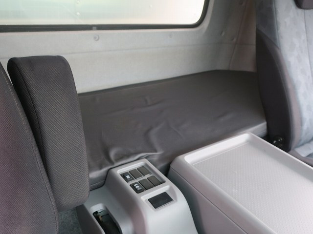 中古トラック UDトラックスアルミバン ＃23