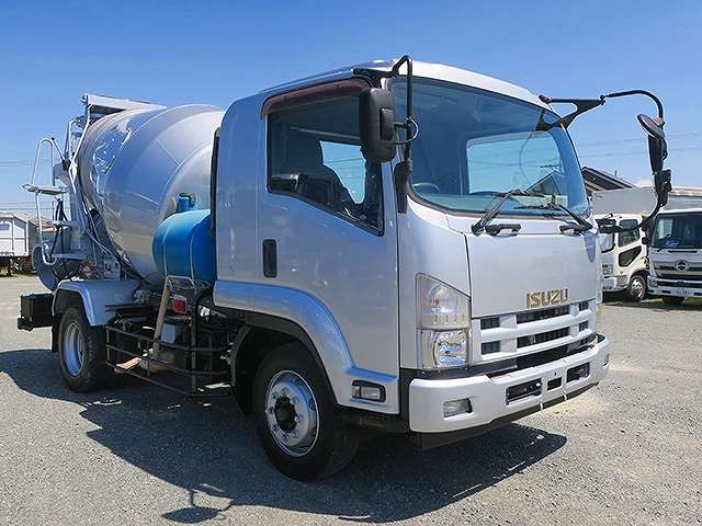 中古トラック いすゞコンクリートミキサー車 ＃2