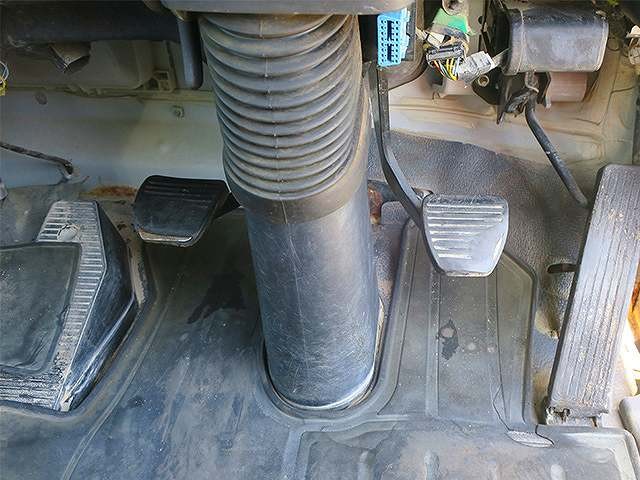 中古トラック いすゞコンクリートミキサー車 #21