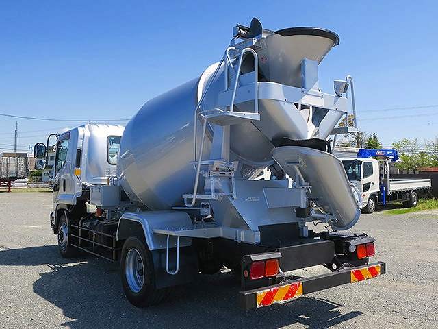 中古トラック いすゞコンクリートミキサー車 #4